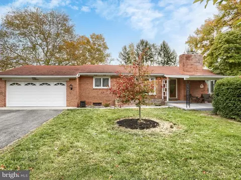 23 Circle Dr, Carlisle, PA 17015