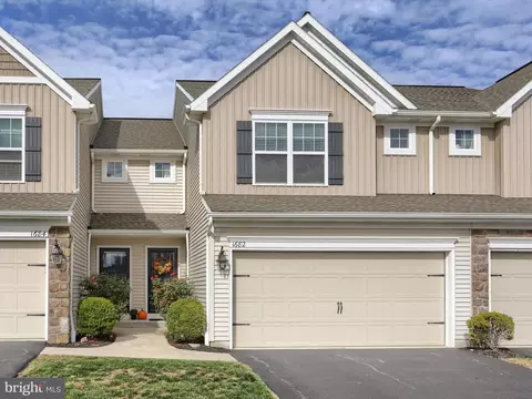 1682 Haralson Dr, Mechanicsburg, PA 17055