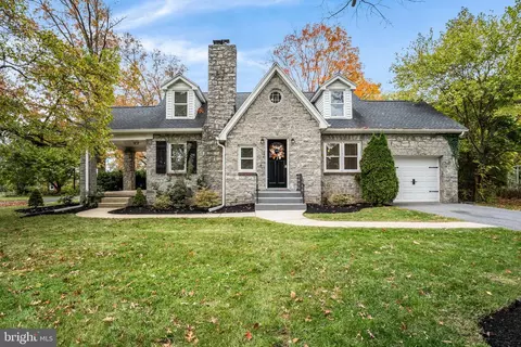 100 N Saint Johns Dr, Camp Hill, PA 17011