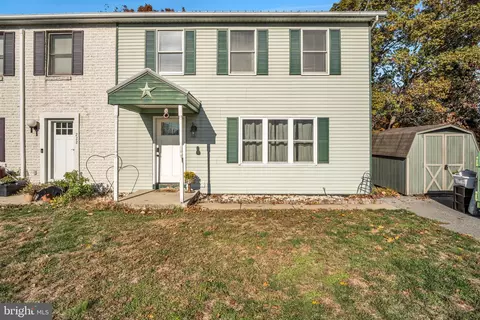 224 Faith Cir, Carlisle, PA 17013
