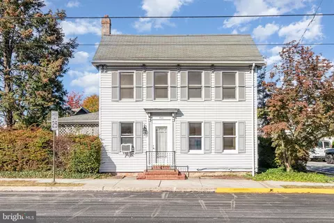 400 W Keller St, Mechanicsburg, PA 17055
