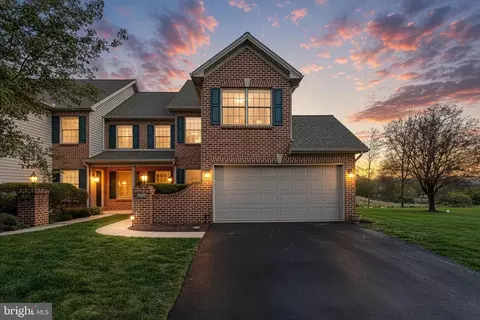 2199 Gleim Ct, Enola, PA 17025