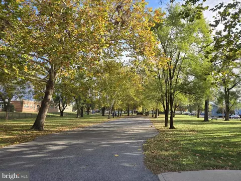Clay Street, Carlisle, PA 17013