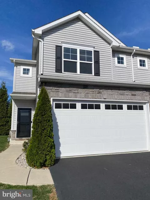 545 Joseph Ct, Mechanicsburg, PA 17055