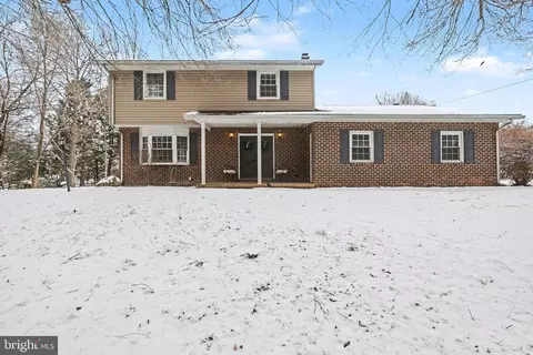 1006 Sheffield Ave, Mechanicsburg, PA 17055