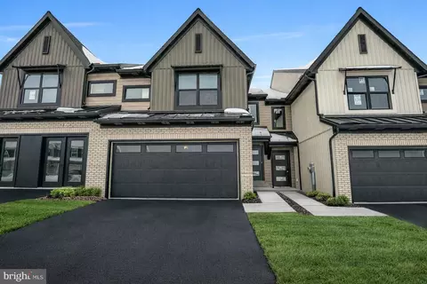 1012 Blackstone Run, Carlisle, PA 17015