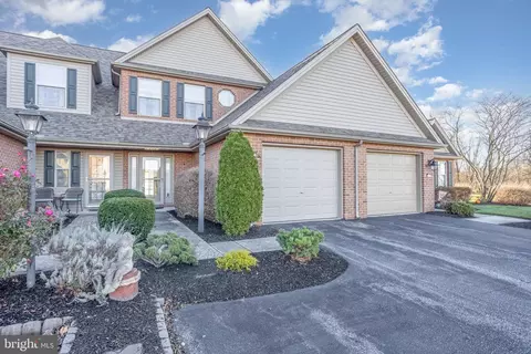 169 Lee Ann Ct, Enola, PA 17025