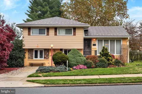 1007 Drexel Hills Blvd, New Cumberland, PA 17070