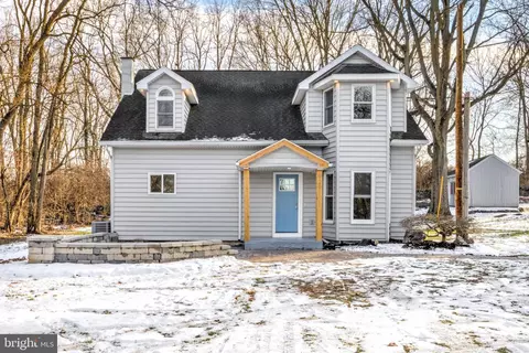 929 Nixon Dr, Mechanicsburg, PA 17055