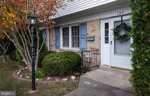 135 W Vine St, Shiremanstown, PA 17011