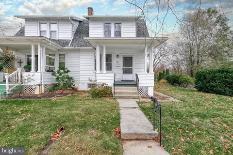 1817 Elm St, New Cumberland, PA 17070