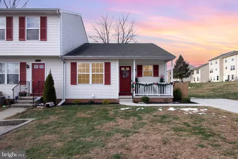 160 Marbeth Ave, Carlisle, PA 17013