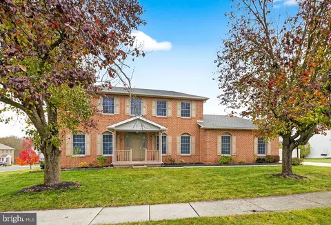 507 David Dr, Mechanicsburg, PA 17050