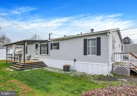 1550 Williams Grove Rd #101, Mechanicsburg, PA 17055