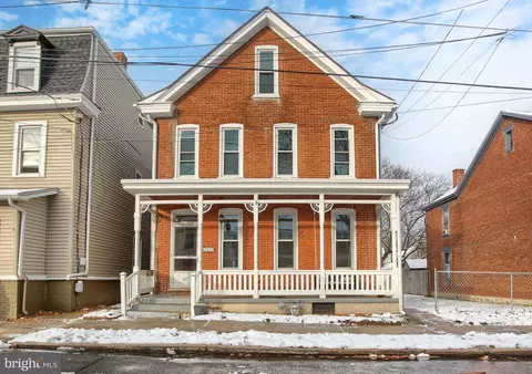 147 A St, Carlisle, PA 17013