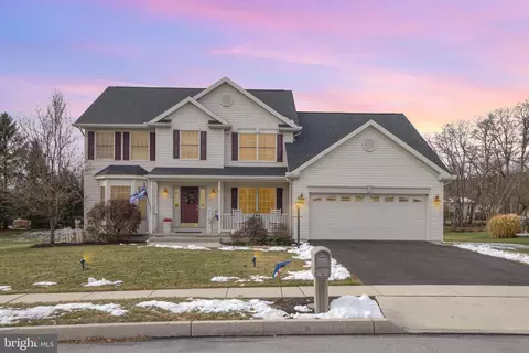 5940 Huntington Cmns, Enola, PA 17025