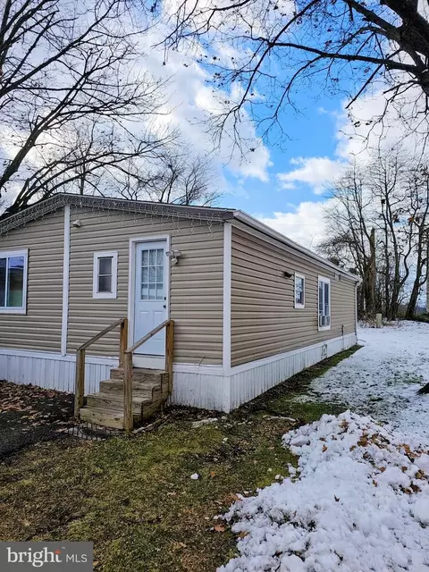 14 Shippensburg Mobile Es Tp, Shippensburg, PA 17257