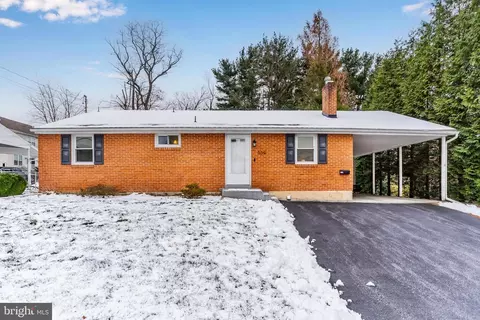 539 W Cumberland Rd, Enola, PA 17025