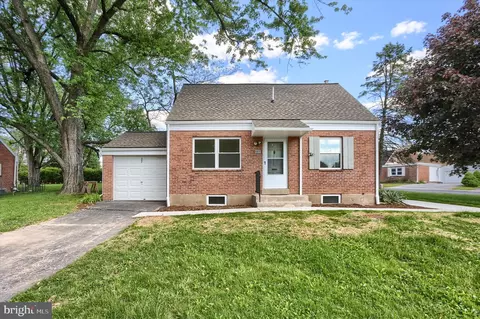 307 Pennsylvania Ave, Camp Hill, PA 17011