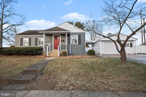 1402 Warwick Rd, Camp Hill, PA 17011