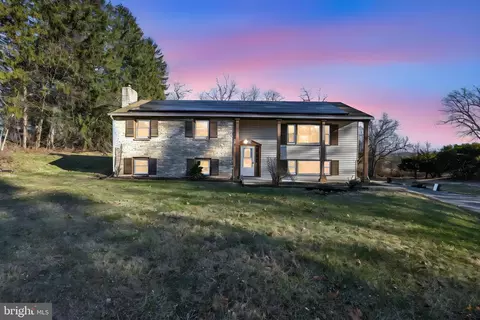 2509 Mill Rd, Mechanicsburg, PA 17055