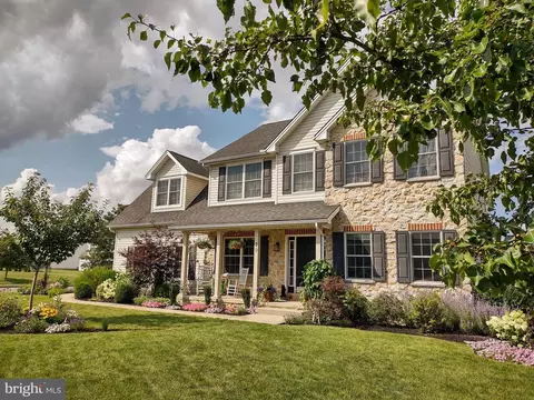 20 Netherby Ln, Carlisle, PA 17015