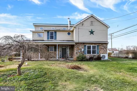 60 Carlisle Rd, Newville, PA 17241