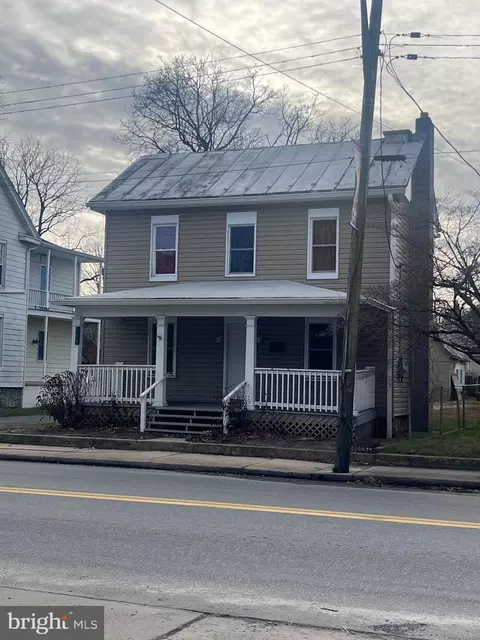 108 S Fayette St, Shippensburg, PA 17257