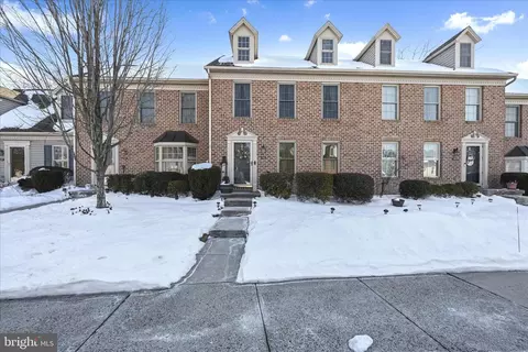1486 Timber Chase Dr, Mechanicsburg, PA 17050
