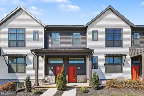 205 Estate Dr, Mechanicsburg, PA 17055