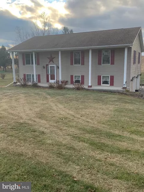 222 Smith Rd, Shippensburg, PA 17257