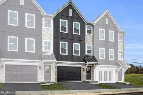 26 Morgan Cir #002-01, Carlisle, PA 17013