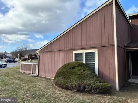 835 Charlotte Way, Enola, PA 17025