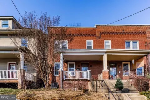 1424 Market St, Camp Hill, PA 17011
