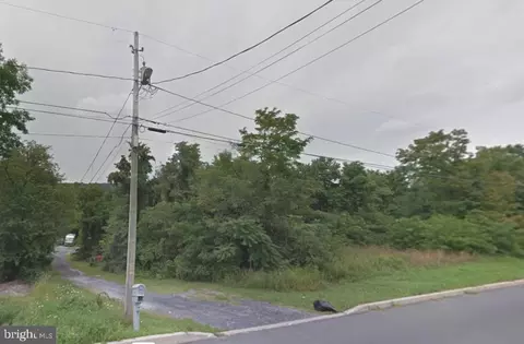 625 Mountain St, Enola, PA 17025