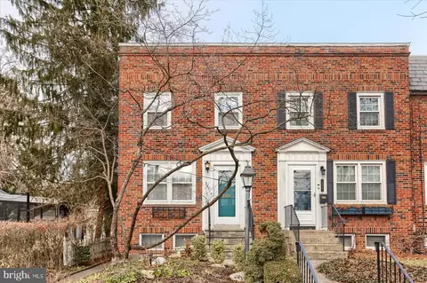 257 W Willow St, Carlisle, PA 17013