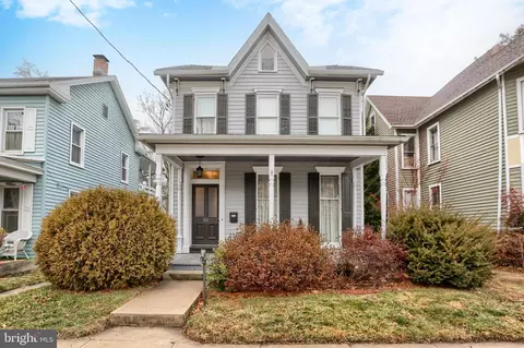 426 W Main St, Mechanicsburg, PA 17055