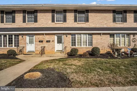 31 Carter Pl, Carlisle, PA 17013
