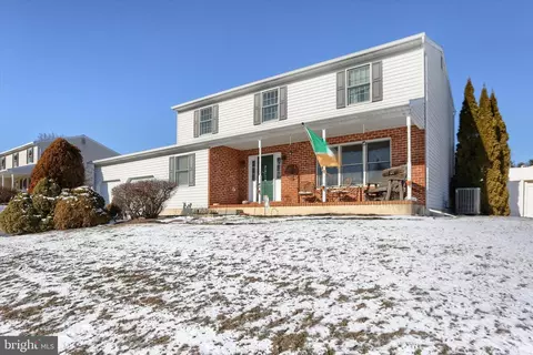 17 Argali Ln, Mechanicsburg, PA 17055