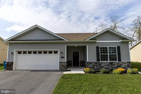 912 Cavalry St, Carlisle, PA 17013