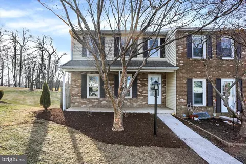 627 Allenview Dr, Mechanicsburg, PA 17055