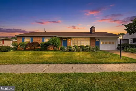 302 W Courtland Ave, Shiremanstown, PA 17011