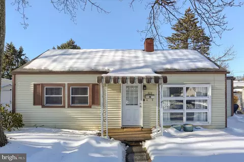 515 Terrace Dr, New Cumberland, PA 17070