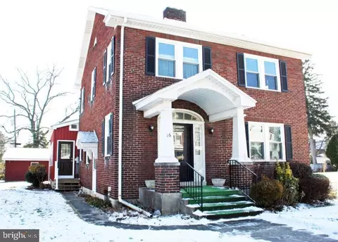 16 E Marble St, Mechanicsburg, PA 17055