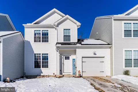 31 Parkview Dr, Carlisle, PA 17013