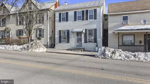 203 Bridge St, New Cumberland, PA 17070