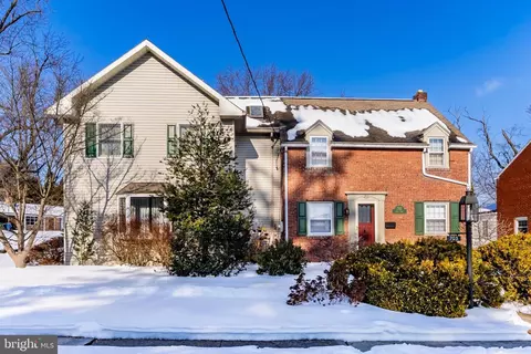 703 5th St, New Cumberland, PA 17070