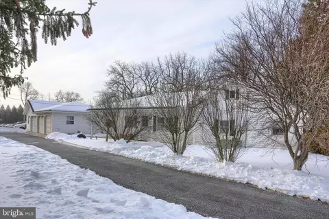 1228 Centerville Rd, Newville, PA 17241