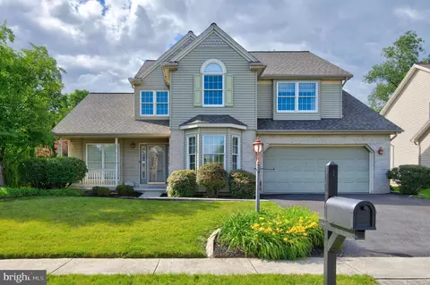 1544 Inverness Dr, Mechanicsburg, PA 17050