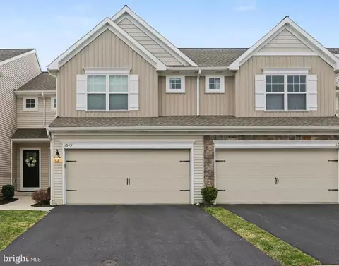 1649 Haralson Dr, Mechanicsburg, PA 17055